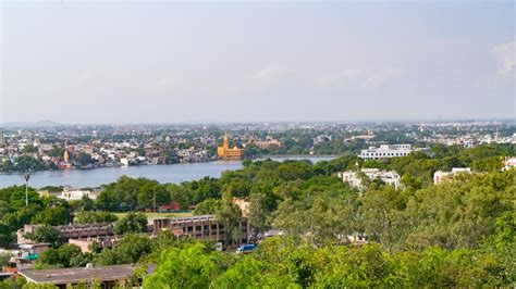 Hotels in Bhopal from ₹ 591 - Find Cheap Hotels with momondo