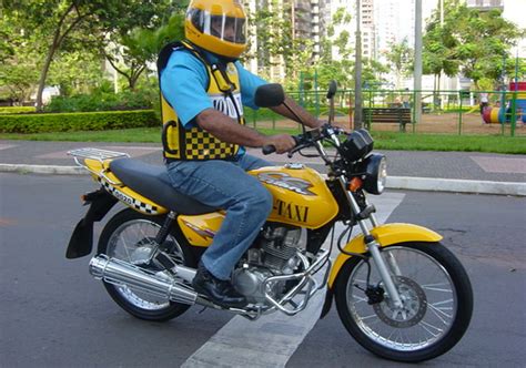 MOTO TAXI DE ITAITUBA SE RECUSAM A FAZER O CURSO E DIZ QUE PREFERE ...