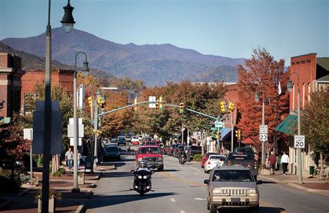 Why We Love Waynesville, North Carolina | North carolina travel, North ...