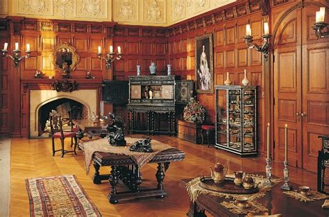 Oak Sitting Room that connects George Vanderbilt's bedroom to his wife ...