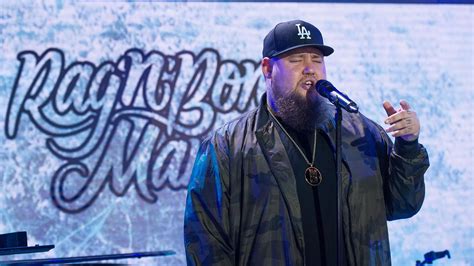 See Rag’n’Bone Man sing ‘Skin’ live on TODAY | Rag n bone, Singing ...