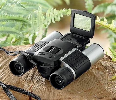 Best Binoculars with Built-In Cameras [My Top 5 for 2022 ...