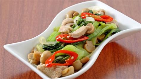 Resep Cah Pokcoy Ayam, Menu Sayur Lezat untuk Keluarga