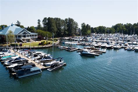 Lake Norman | Things to Do on Lake Norman | Lake Norman Boat Rentals