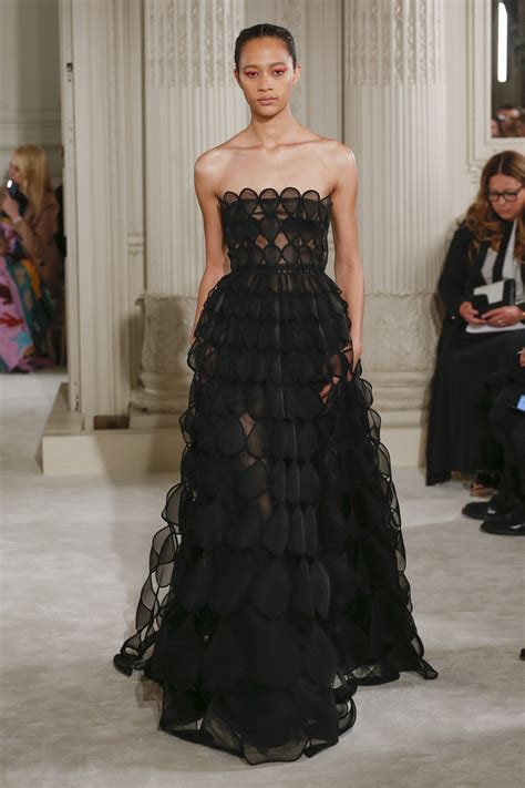 The Story Behind Valentino’s Spring 2018 Couture Collection and How It ...