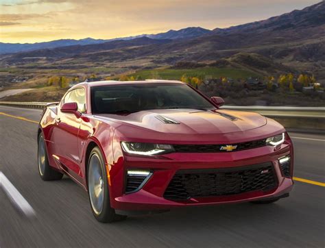 Freshly redesigned Chevrolet Camaro now gives off sports | Auto Car | Moto