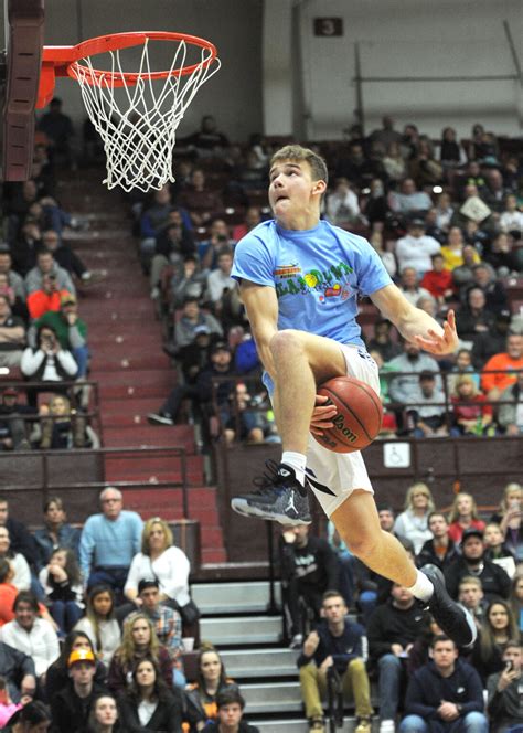 Mac McClung Slam Dunks into the Spotlight – Lomabeat.com