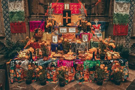 Ofrenda del Día de Muertos: qué día y cómo ponerla | Architectural Digest