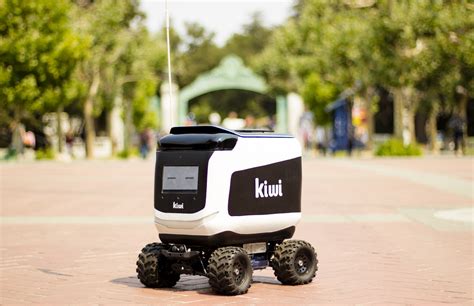 Sodexo partners with Kiwibot, a robotic delivery startup - DigitalFoodLab