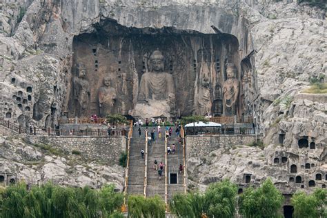 Holidays to Longmen Caves & Shaolin - China | Veloso Tours