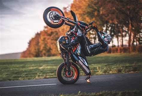 🔥 [30+] KTM Supermoto Wallpapers | WallpaperSafari