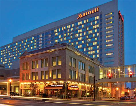 Marriott Downtown Louisville - Poe Companies