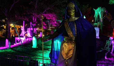 Best Halloween Horror Attraction: King's Dominion's 'Halloween Haunt ...