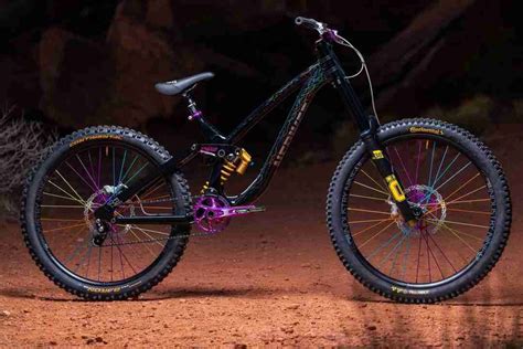 Red Bull Rampage bikes: la NS Fuzz di Szymon Godziek | 365mountainbike