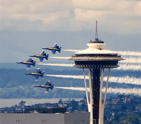 Blue Angels' Hornet jet will land in Museum of Flight