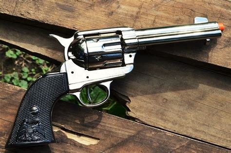 M1873 Colt .45 Peacemaker Fast Draw Revolver - Single Action Army ...