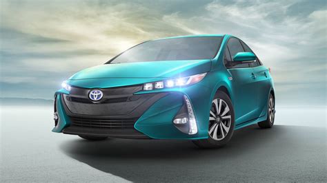 2017 Toyota Prius Prime Delivers Improved All-Electric Performance - EV ...