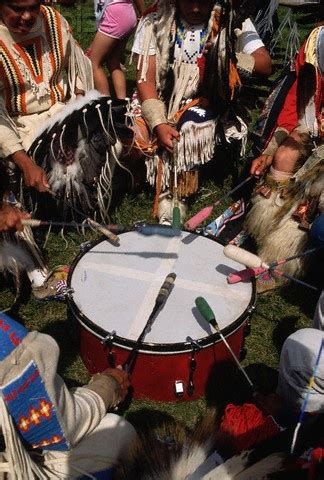 Drum circle. | Native american drums, Native american pictures, Native ...