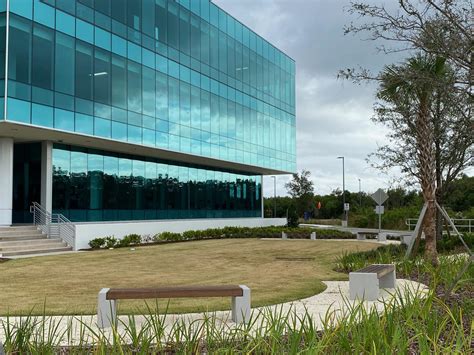 Nova Southeastern University Tampa campus, Florida - PUCZYŃSKI mała ...