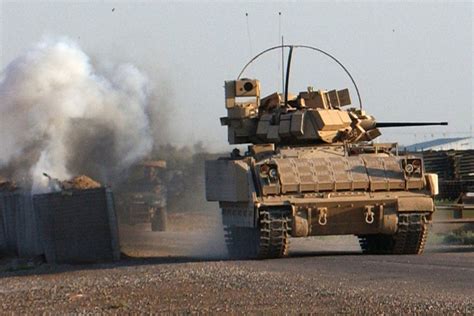 M2/M3 Bradley Fighting Vehicle | Military.com