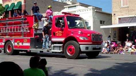 VERY LOUD FIRE TRUCK HORN!!!!!!! - YouTube