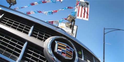 Cadillac Bets on Virtual Dealerships - WSJ