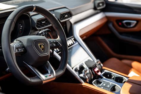 Lamborghini Urus Interior | Goldstein Digital - Photographer in the ...