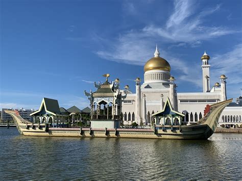 Brunei, The Kingdom of Spectacular Treasures by Global Adventuress