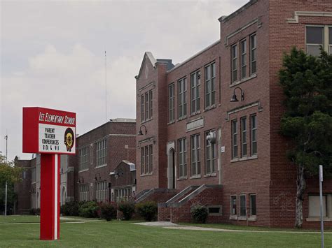 These Oklahoma City Schools Are Named For Confederate Generals ... Or ...