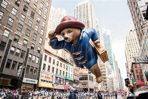 Which of these Past Macy's Parade Balloon photos is your favorite ...