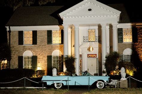 Graceland Mansion Tour • Freedom Destinations