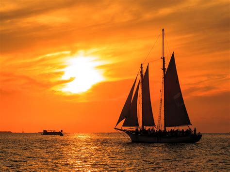 Sailing into the Sunset | Sailing, Sunset, Photo