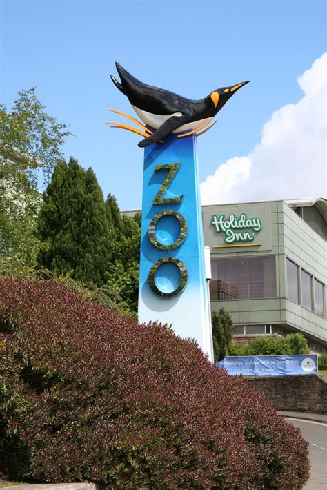 Edinburgh Zoo, Scotland, UK (with Map & Photos)