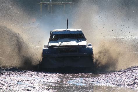 CQ Mudsportz Twin Track Mud Racing Rockhampton Regional Council