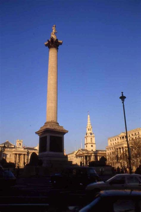 Lord Nelson statue, Trafalgar Square, London; November 1989 | Trafalgar ...