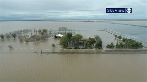 Gov. Newsom signs executive order to help Tulare Lake Basin flood ...