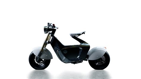 Stillride Sport Utility Scooter One (SUS1) e-scooter utilizes a cool ...