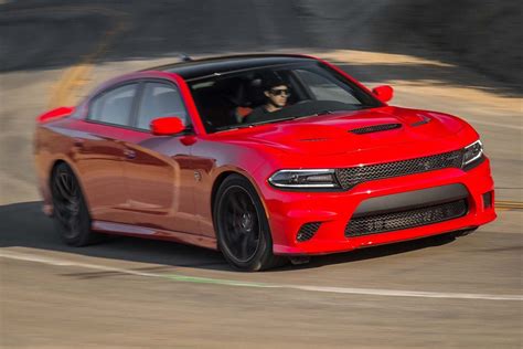 2016 Dodge Charger SRT Hellcat Long-Term Verdict: One Year With a 707 ...