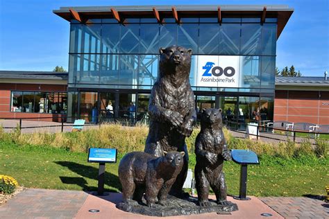 Assiniboine Park Zoo Entrance in Winnipeg, Canada - Encircle Photos