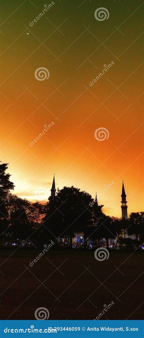 Mosque Silhouette Wallpaper Stock Image - Image of festival, design ...