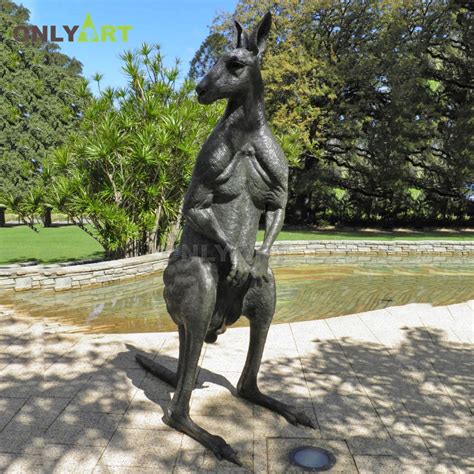 Kangaroo Sculpture Bronze Standing Kangaroo Statue OAK-10 | onlyart ...