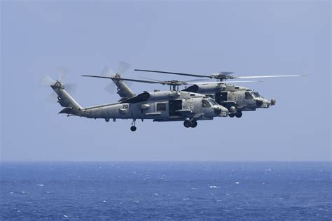 Download Aircraft Helicopter Military Sikorsky SH-60 Seahawk HD Wallpaper