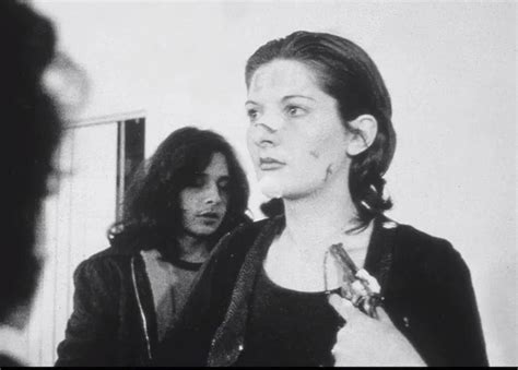 Pin by Roma_ Likh on marina abramovic | Marina abramovic, Performance ...