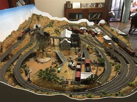 HO Scale Model Railroad Layouts - James Model Trains