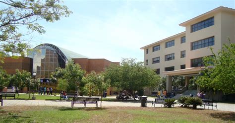 Universidad José Antonio Páez: Historia de la UJAP