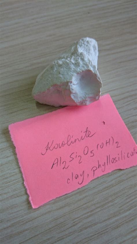 Kaolinite Properties, Occurrence and Uses Area