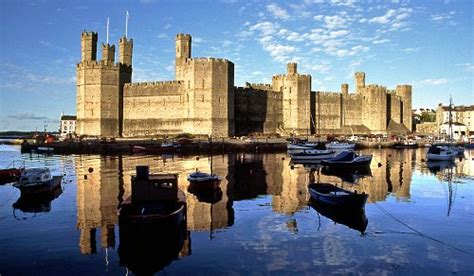 10 Facts about Caernarfon Castle | Fact File