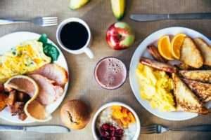 Food Buffet Etiquette & Health Tips {Good To Know} - Gr8 Travel Tips