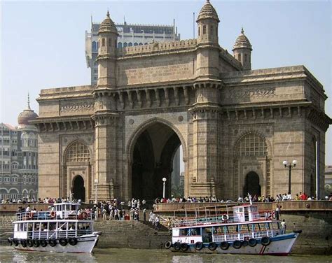 Gateway of India Mumbai – History, Architecture, Visit Timing & Entry Fee