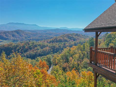 Top 20 Fun Free Activities In The Smoky Mountains | Pigeon Forge TN Cabins